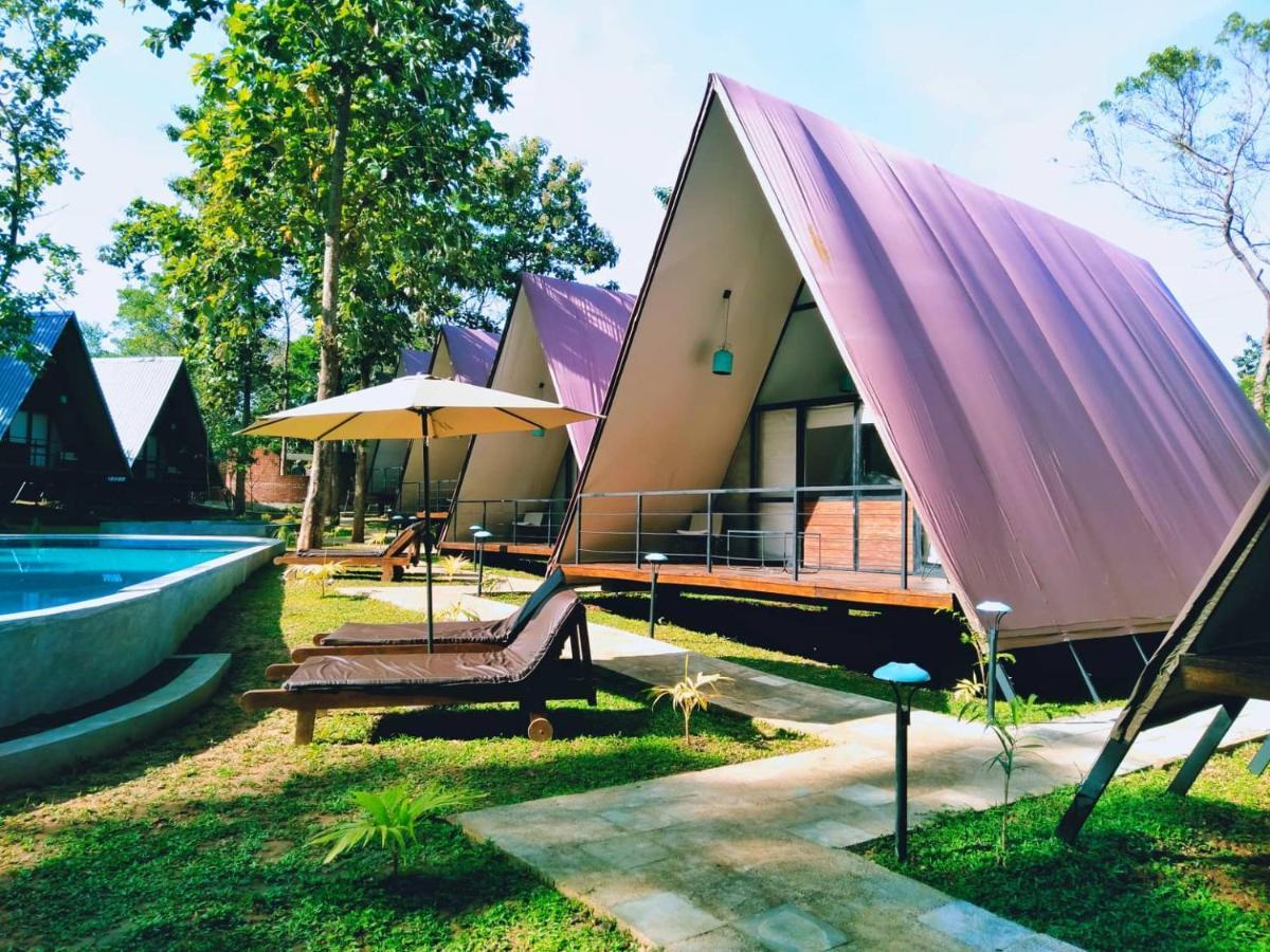 Kottawatta River Bank Resort Udawalawe Dış mekan fotoğraf